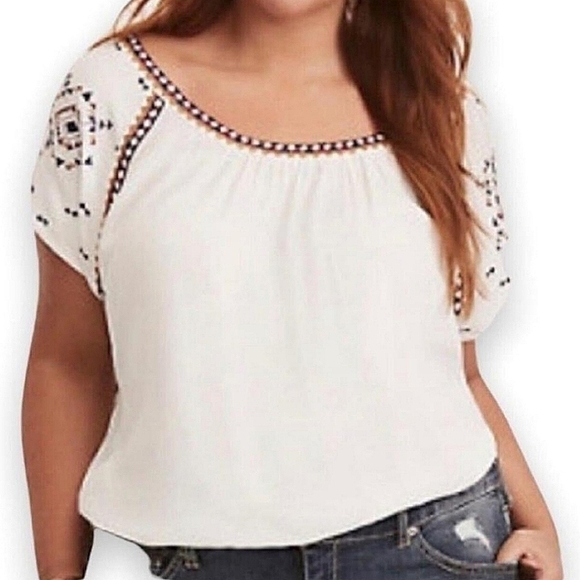 Torrid Embroidered Ivory Crepe Rayon Dolman Blouse Top Sz 3X NWT - Picture 2 of 15